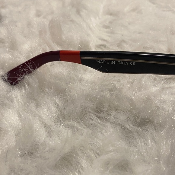 Toms Black Sunglasses - Picture 5 of 9